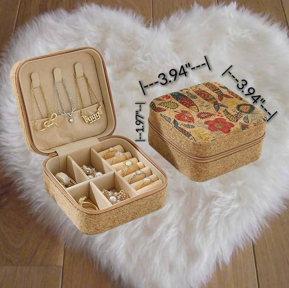 👣4/$20. Mini Travel Jewelry Organizer with Zipper for Earrings, Rings, etc. - Picture 5 of 6